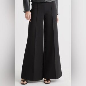 Ultra-Stretch Ponte Black 🖤 Super Wide Leg Pants Size Large
